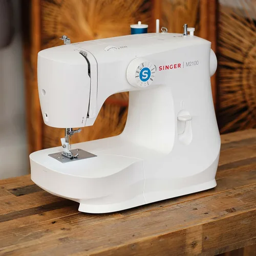 Vista 7 de SINGER® Máquina de coser compacta y ligera M2100 con kit de accesorios