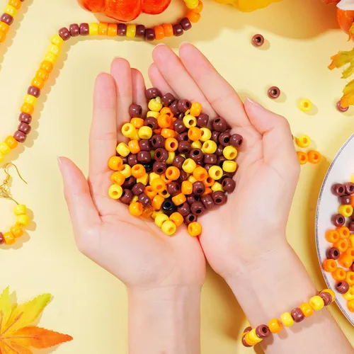 Vista 2 de 1000 cuentas de Acción de Gracias de otoño, surtidas, cuentas de plástico redondas opacas para decoración del hogar, collares, pulseras, aretes