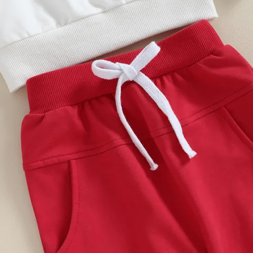 Vista 5 de Conjunto para el día de San Valentín para bebé niño con texto en inglés "Mama is My Valentine", camisas estampadas, sudadera con cuello redondo