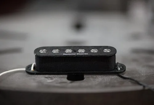 Vista 3 de Seymour Duncan Quarter Pound Strat - Cuello/Medio/Puente - Negro
