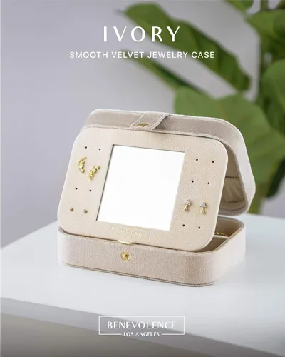 Vista 2 de Benevolence LA - Joyero de viaje Almacenamiento y organizador de joyas Joyero para mujer Organizador de anillos collares y aretes con espejo