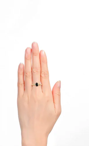 Vista 2 de Rylos Anillo clásico de plata chapada en oro amarillo, piedra preciosa ovalada de 0.276 x 0.197 in y diamantes, joyería para mujer, tallas 5-10