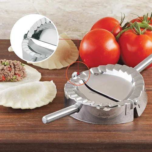 Vista 4 de Küchenprofi Máquina para hacer ravioles, Pierogi y albóndigas, prensa de pasta y pastelería de acero inoxidable 18/8, perfecta para moldear y sellar