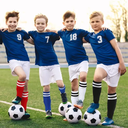 Vista 5 de Toulite 4 pares de espinilleras de fútbol, 4 pares de calcetines de fútbol para niños, equipo de protección de pantorrillas, equipo de fútbol