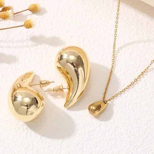 Vista 6 de Juego de aretes de aro y collares gruesos de oro para mujeres y niñas, aros abiertos ligeros con forma de gota de agua, aretes chapados en oro