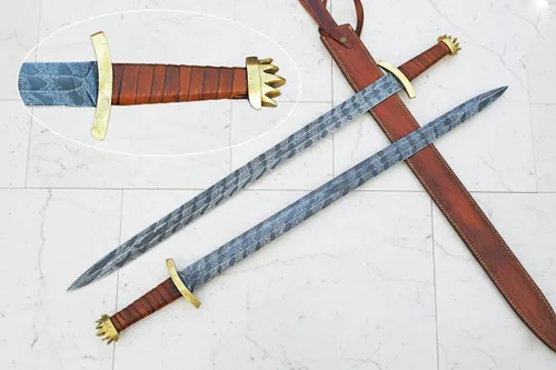 Vista 12 de Maximus Gladius - Espada romana, hoja de doble borde de acero de Damasco forjado a mano, mango de madera de nogal con espaciadores de latón, 29 27.2