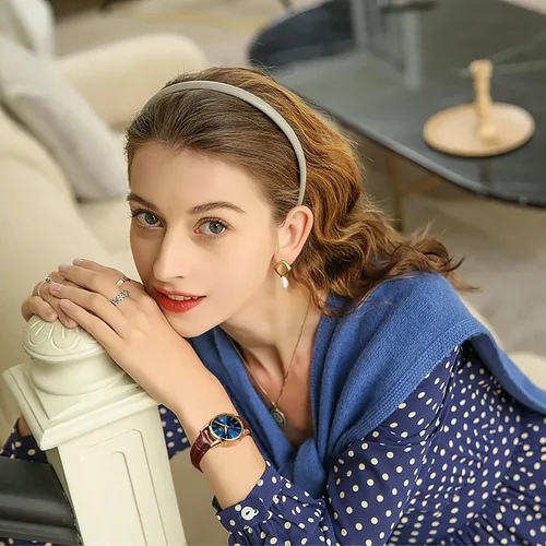 Vista 2 de OLEVS Relojes para mujer, de cuero marrón, fácil de leer, de cuarzo, analógicos, de cara pequeña, para mujer, impermeable, casual, simple