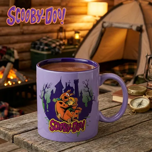 Vista 4 de Taza de cerámica con purpurina Silver Buffalo Scooby-Doo con Scooby-Doo y Shaggy, 20 onzas Casa Scooby Doo