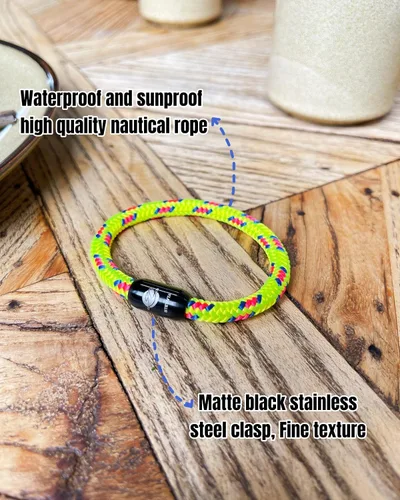 Vista 2 de Pulsera de cuerda náutica hecha a mano para hombres y mujeres, diseño elegante y duradero con encanto inspirado en la marina