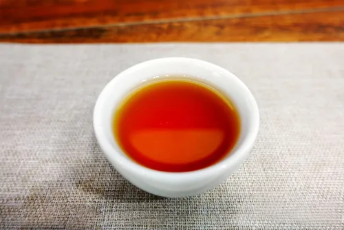 Vista 6 de Xin Qing GABA Té Oolong Té GABA Jia Ye Oolong Taiwán Té de alta montaña 150g/5.29oz