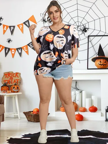 Vista 3 de FLOYU Camiseta de manga corta con cuello en V para mujer, talla grande, cuello en V, estampado de cara de calabaza, camiseta de fantasma