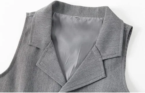 Vista 4 de Conjunto de chaleco de 3 piezas para bebé niño con camisa blanca, chaleco y pantalón