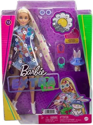 Vista 6 de Barbie Muñeca extra y accesorios con pelo rubio extra largo con traje floral y poncho con conejito de mascota