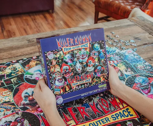 Vista 3 de Toynk Killer Klowns from Outer Space Kollage B - Rompecabezas de 1000 piezas para adultos, 28 x 20 pulgadas