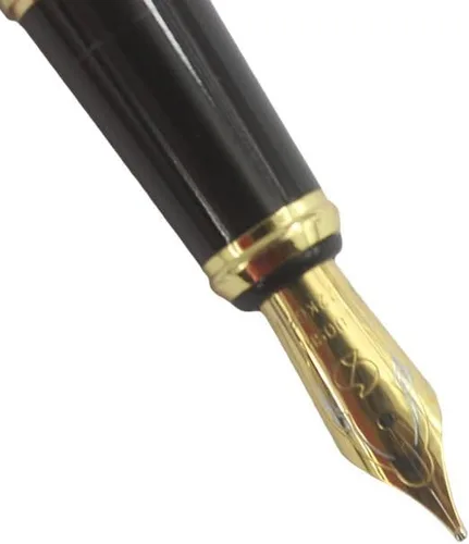 Vista 3 de Gullor 818 Fountian Pen con clip dorado - Negro