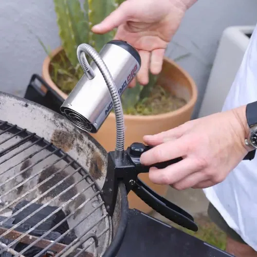 Vista 4 de Ventilador de carbón BBQ Dragon - Ventilador de parrilla inalámbrico para acampar, chimenea y parrillas - Ventilador de aire BBQ resistente
