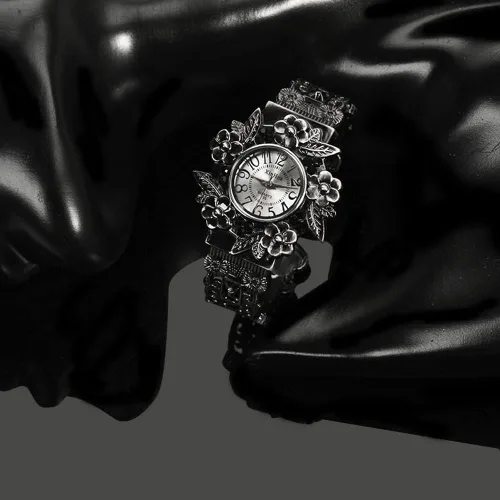 Vista 6 de Weicam Reloj de pulsera de cuarzo analógico con flores talladas para mujeres y niñas, Negro -, Classic