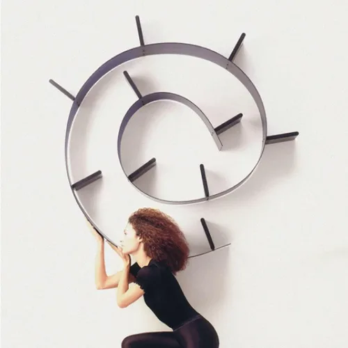 Vista 8 de Kartell Estantería Bookworm de Ron Arad, paquete de 1, color negro opalino