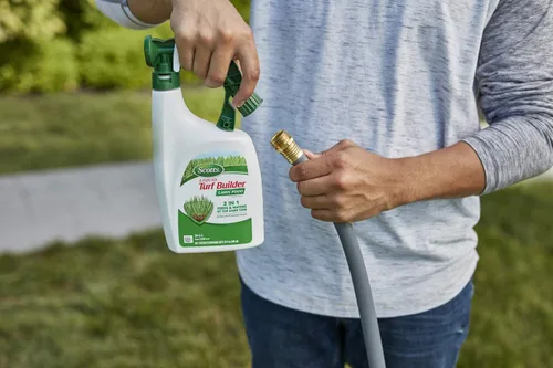 Vista 4 de Scotts Liquid Turf Builder - Alimento para césped, fertilizante para césped, 32 onzas líquidas (paquete de 6)