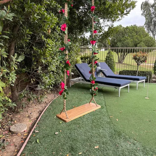 Vista 8 de Columpio de madera colgante, columpio de árbol de 24 x 8 x 1.2 pulgadas para adultos y niños, cuerda de nailon gruesa ajustable y correas de árbol