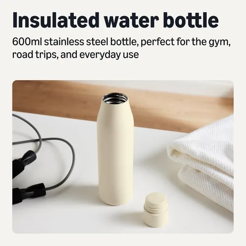 Vista 2 de Amazon Basics Botella de agua aislada de acero inoxidable, a prueba de fugas, de doble pared, de 20 oz., sin BPA, marfil