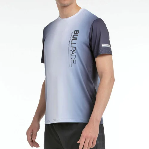 Vista 3 de Bullpadel Camiseta MUROS 2025 Camiseta tecnológica de alto rendimiento para hombre Diseño de sublimación degradado con impresiones reflectantes