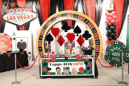 Vista 6 de Decoración de fiesta de casino, decoración de fiesta de póker, guirnalda de papel de panal para fiesta de cumpleaños temática de casino Las Vegas