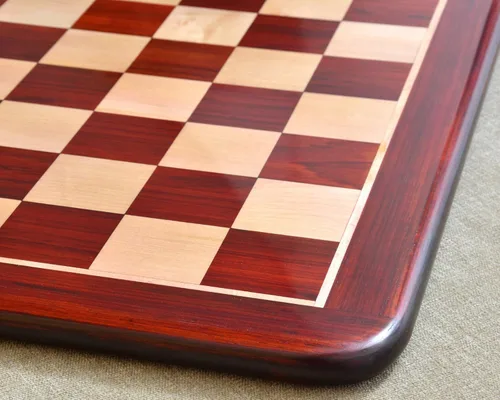 Vista 4 de Luxury Solid Wooden Chess Board – Blood Red Bud Rosewood (Padauk), 23" 60 mm Squares Handmade Premium Board