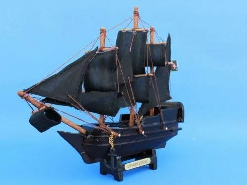 Vista 3 de Blackbeard's Queen Anne's Revenge 7" - Barco pirata de madera de juguete - Barco pirata para K