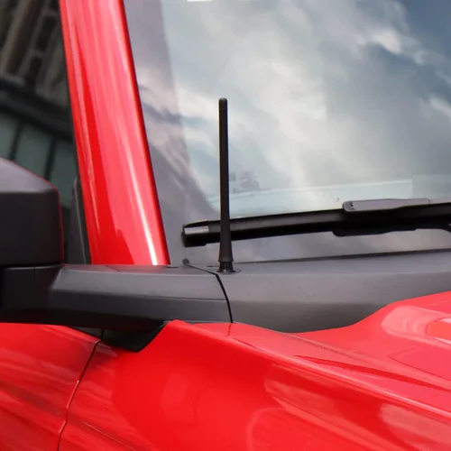 Vista 2 de Antena corta para Ford Bronco 2021-2025 Ford Bronco Accesorios Reemplazo Antena de 7 pulgadas para Bronco 2021 2022 2023 2024 2025