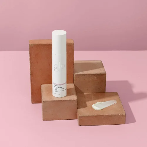 Vista 5 de Glo Skin Beauty Phyto-Calm Aloe Hydrator Calmante e hidratante, disminuye la hiperpigmentación y proporciona protección antioxidante