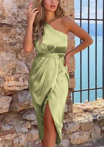 Vista 4 de PRETTYGARDEN Vestido de verano de satén fruncido de un hombro para mujer, sin mangas, envolvente, primavera, boda, cóctel, vestido midi