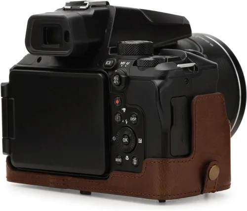 Vista 8 de MegaGear Funda de piel sintética compatible con Nikon Coolpix P950 - Marrón oscuro (MG1879)