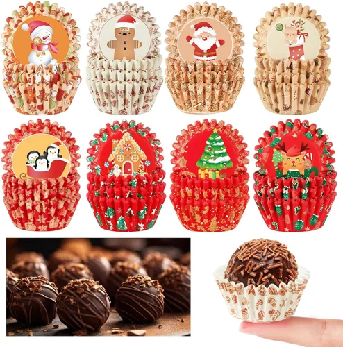 Vista 8 de AUGSUN 800 piezas de mini moldes para cupcakes de Navidad, envolturas para cupcakes con diseños de Santa, muñeco de nieve, bosque, moldes mini