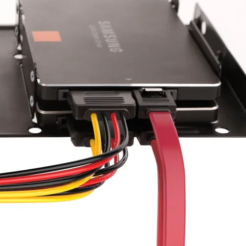 Vista 4 de Inateck ST1002S kit de montaje de disco duro interno de SSD de 2 x 2 1/2 pulgadas a 3,5 pulgadas, con soporte