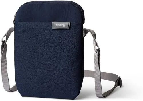 Vista 10 de Bellroy City Pouch (bolsa cruzada, lector electrónico o tableta pequeña, cartera, gafas de sol, teléfono), Bronce, Tamaño único