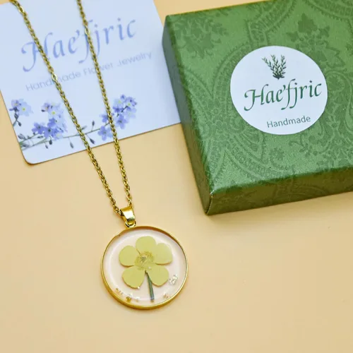 Vista 84 de Pressed Flower Necklace Gift for Women Personalized Handmade Necklaces Birth Flower Necklace