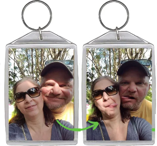 Vista 4 de Llavero de foto Flip Lenticular, transiciones lenticulares personalizadas de una foto a otra mientras la inclinas, Claro