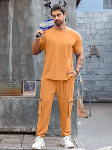 Vista 4 de Babioboa Conjunto de 2 piezas de camiseta y pantalones deportivos para hombre, con bolsillo con solapa, pantalones deportivos holgados y lisos
