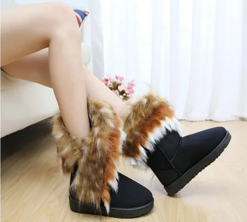 Vista 2 de Bota plana de nieve al tobillo, para el invierno, con piel falsa y flecos, de mujer
