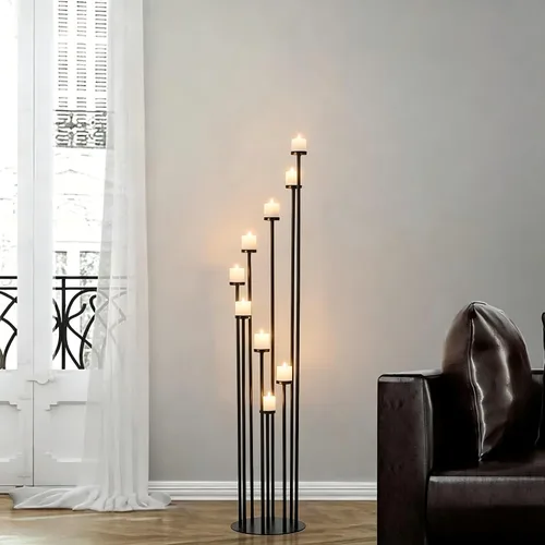 Vista 2 de 2 portavelas altos para velas de pilar, candelabros negros de 9 brazos, centro de mesa para velas de pilar cónico, centros de mesa florales
