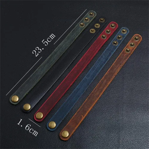 Vista 5 de Reloj de cuarzo de lujo para hombre, correa de cuero de vaca pura y ancha, estilo punk, color marrón