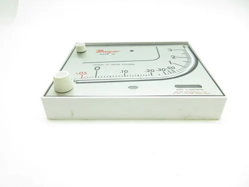 Vista 2 de DWYER Modelo 25 Mark II Manometer -0.05-0-3IN-H2O D599980