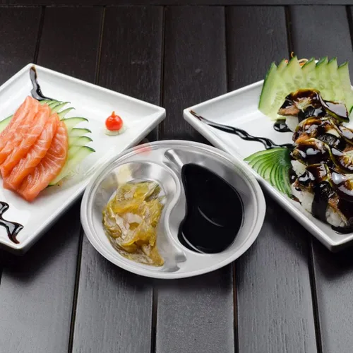 Vista 6 de Hemoton Plato de salsa de soja dividida con 2 compartimentos, plato cuadrado de 9 pulgadas para salsas, condimentos, aperitivos, hogar, cocina
