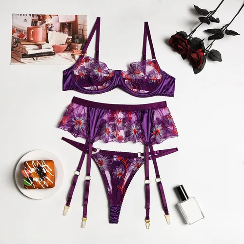 Vista 3 de Conjunto de lencería para mujer, con bordado floral, sexy, 3 piezas, babydoll con liguero