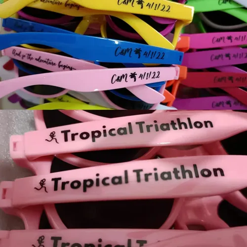 Vista 6 de 100 lentes de sol de boda personalizados a granel para invitados recuerdos de fiesta lentes de sol con logotipo personalizado para mujeres y hombres
