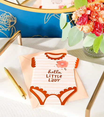 Vista 6 de Tarjeta para niña bebé de American Greetings (Ella es amada)