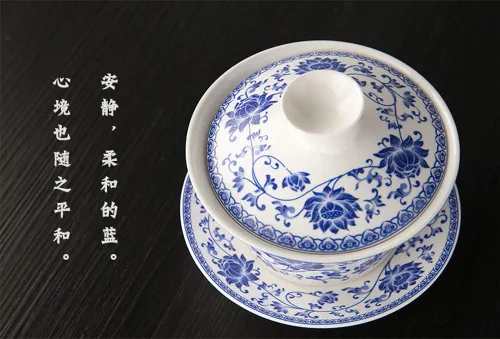 Vista 3 de Liang baobao Juego de Té Tradicional Gaiwan con Tapa y Platillo Taza de Té Gongfu de Porcelana Diseño Azul de Loto Tazas de 200ml