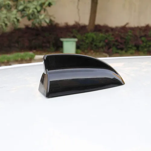 Vista 3 de Antena de techo negra con forma de aleta de tiburón para cargador Dodge Challenger 2009-2021