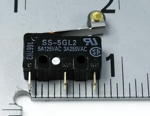 Vista 3 de Omron SS5GL2 Microswitch 125 VAC, interruptor de límite de micro 5A, rodillo de bisagra, acción momentánea a presión (paquete de 5)